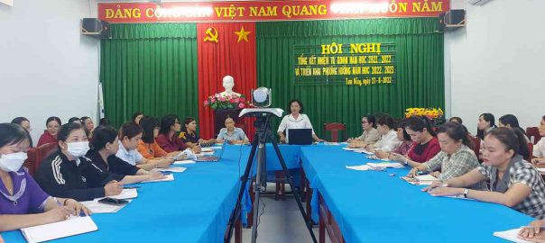 Bà Lê Thị Mộng Tuyền phát biểu chỉ đạo tại hội nghị